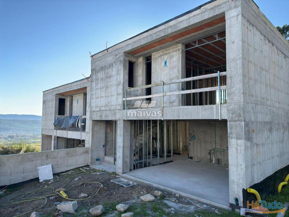 Moradia em banda, para venda, Póvoa de Lanhoso - Lanhoso Moradia em banda, para venda, Póvoa de Lanhoso - Lanhoso