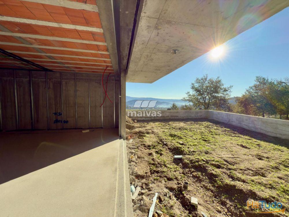 Moradia em banda, para venda, Póvoa de Lanhoso - Lanhoso Moradia em banda, para venda, Póvoa de Lanhoso - Lanhoso