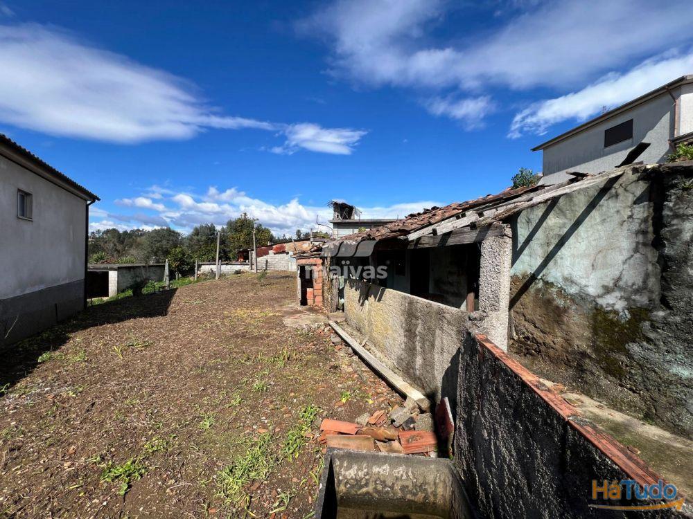 Moradia em pedra para recuperar em Moure, Vila Verde Moradia em pedra para recuperar em Moure, Vila Verde