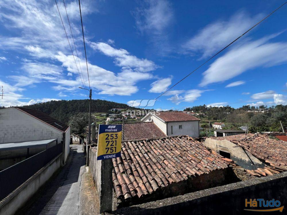 Moradia em pedra para recuperar em Moure, Vila Verde Moradia em pedra para recuperar em Moure, Vila Verde