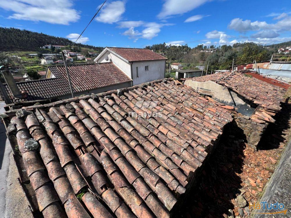 Moradia em pedra para recuperar em Moure, Vila Verde Moradia em pedra para recuperar em Moure, Vila Verde