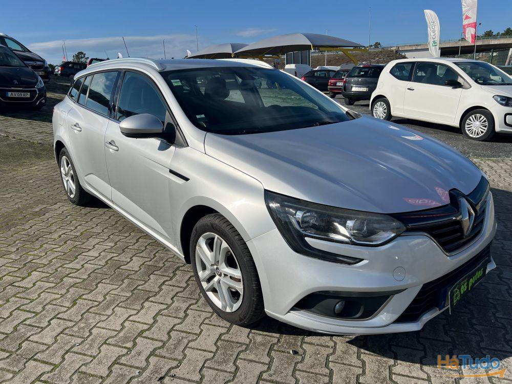 Renault Megane Sport Tourer 1.5 dCi Bose Edition EDC Renault Megane Sport Tourer 1.5 dCi Bose Edition EDC