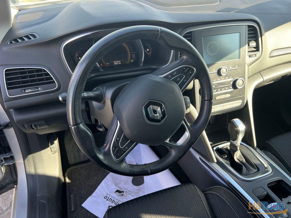 Renault Megane Sport Tourer 1.5 dCi Bose Edition EDC Renault Megane Sport Tourer 1.5 dCi Bose Edition EDC