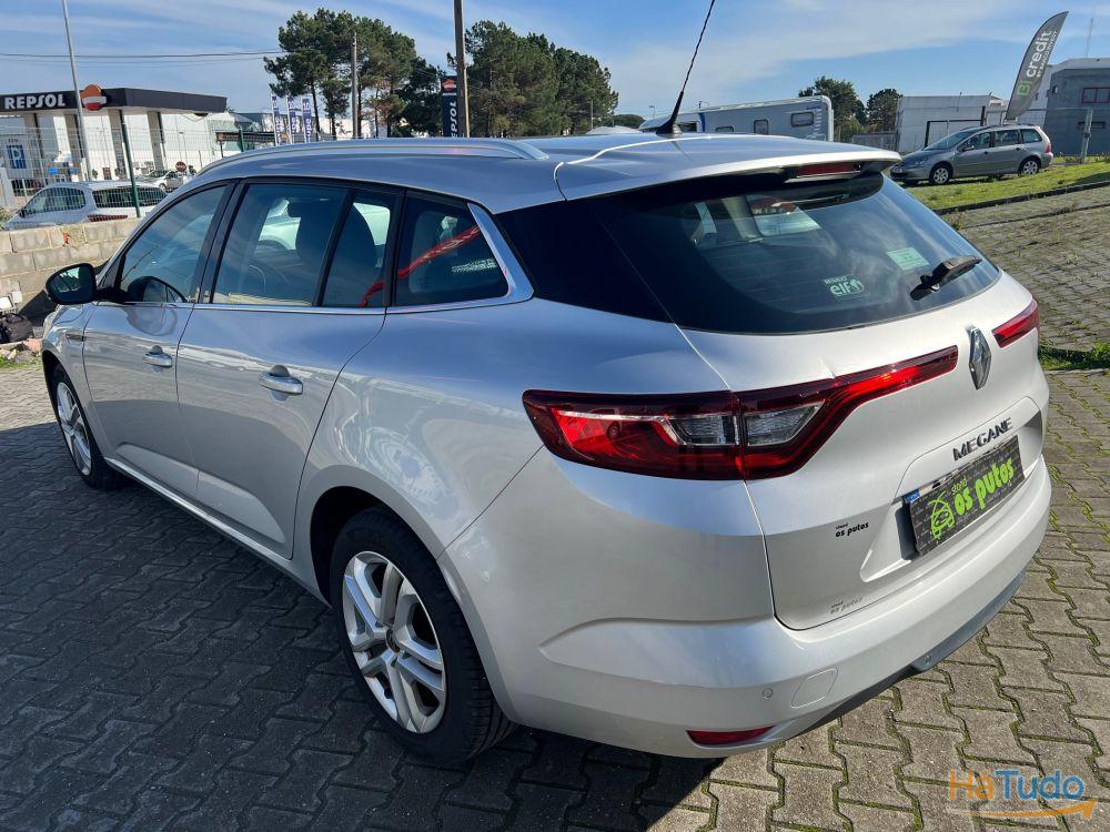Renault Megane Sport Tourer 1.5 dCi Bose Edition EDC Renault Megane Sport Tourer 1.5 dCi Bose Edition EDC