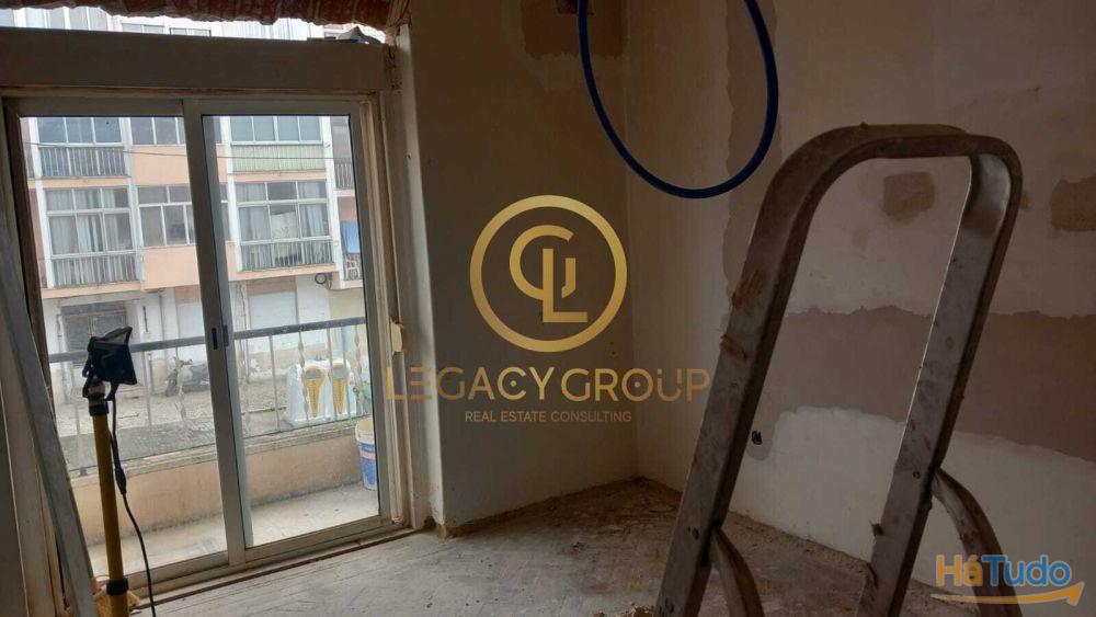 ANDAR T2+1 Em TORRE DA MARINHA ANDAR T2+1 Em TORRE DA MARINHA