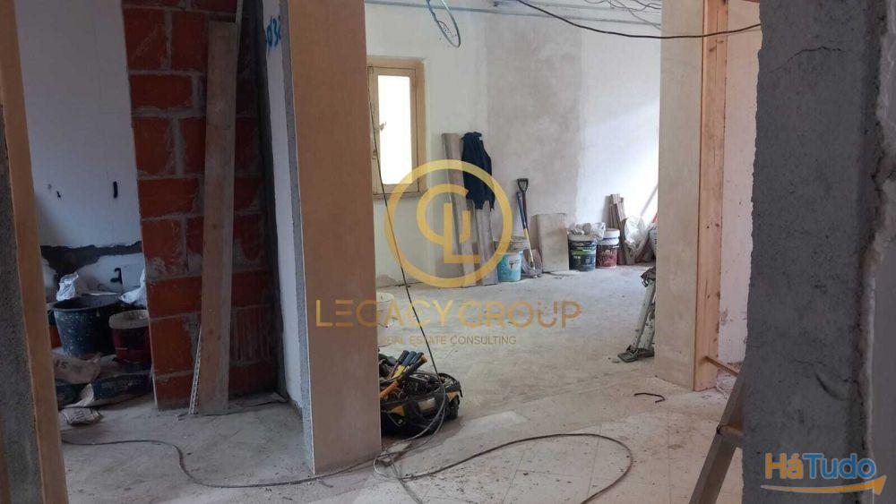 ANDAR T2+1 Em TORRE DA MARINHA ANDAR T2+1 Em TORRE DA MARINHA