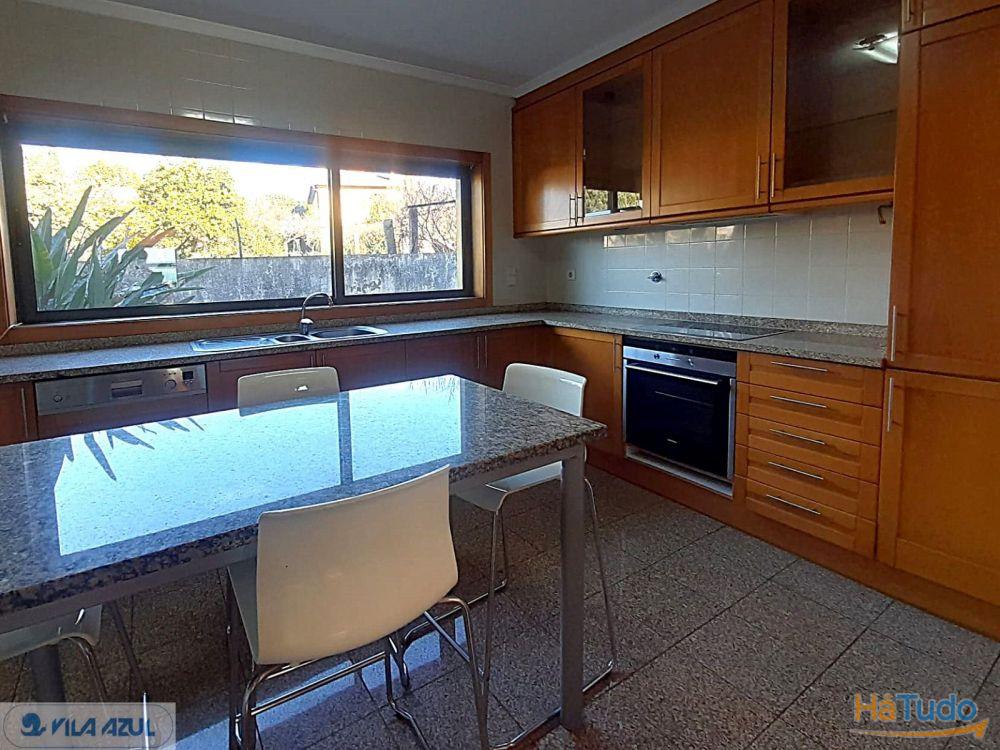 Moradia T4 Milheirós Maia Moradia T4 Milheirós Maia