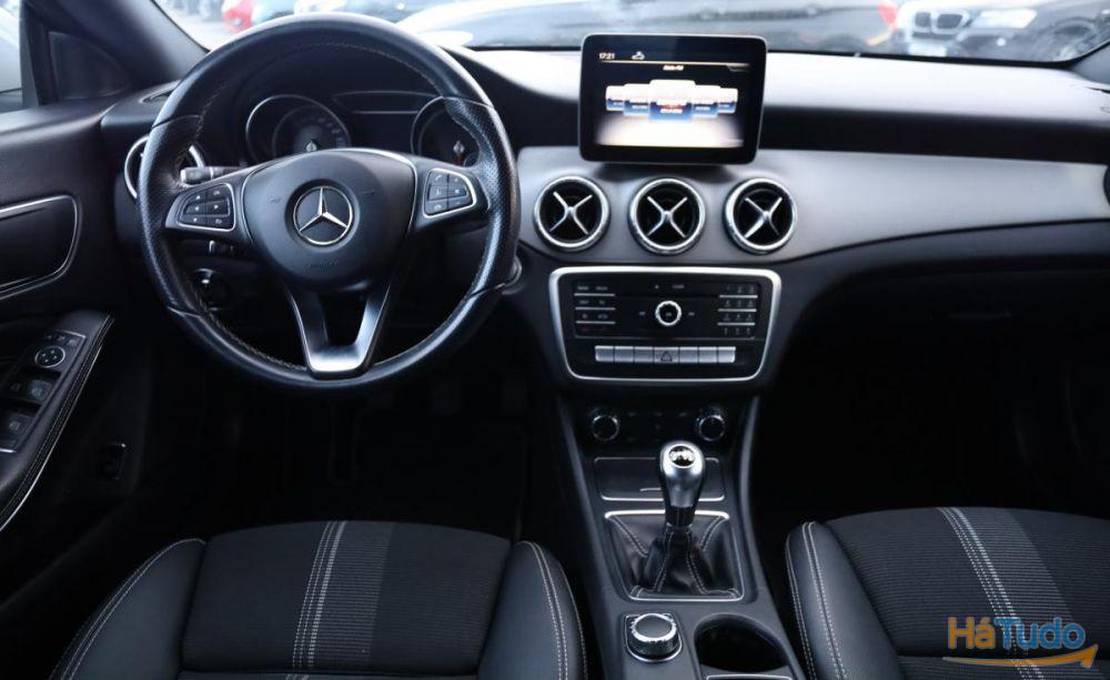 Mercedes-Benz CLA 180 d Urban Mercedes-Benz CLA 180 d Urban