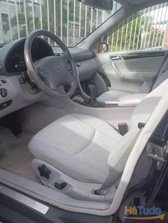Mercedes-Benz C 220 C220 CDI Mercedes-Benz C 220 C220 CDI