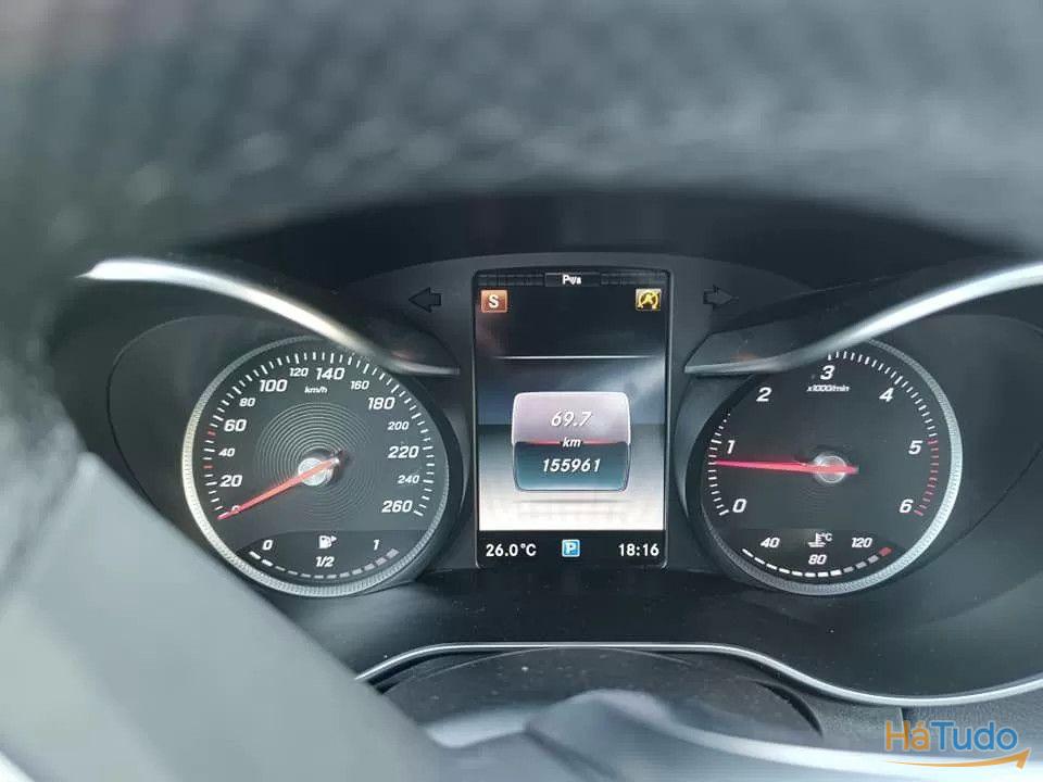 Mercedes-Benz C 220 d AMG Line Mercedes-Benz C 220 d AMG Line