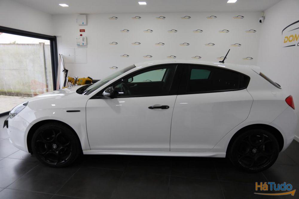 Alfa Romeo Giulietta 1.6 JTDM Sport Alfa Romeo Giulietta 1.6 JTDM Sport