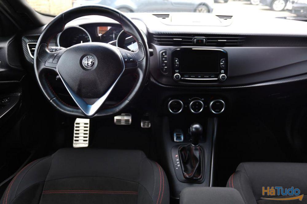 Alfa Romeo Giulietta 1.6 JTDM Sport Alfa Romeo Giulietta 1.6 JTDM Sport