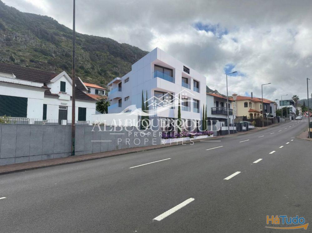 APARTAMENTO T1 DE LUXO - MACHICO APARTAMENTO T1 DE LUXO - MACHICO