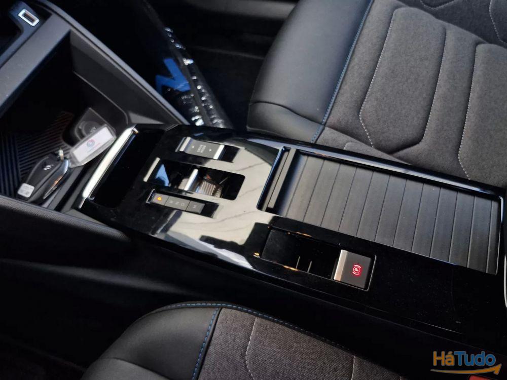 Citroën C4 1.5 BlueHDi Feel Pack EAT8 Citroën C4 1.5 BlueHDi Feel Pack EAT8