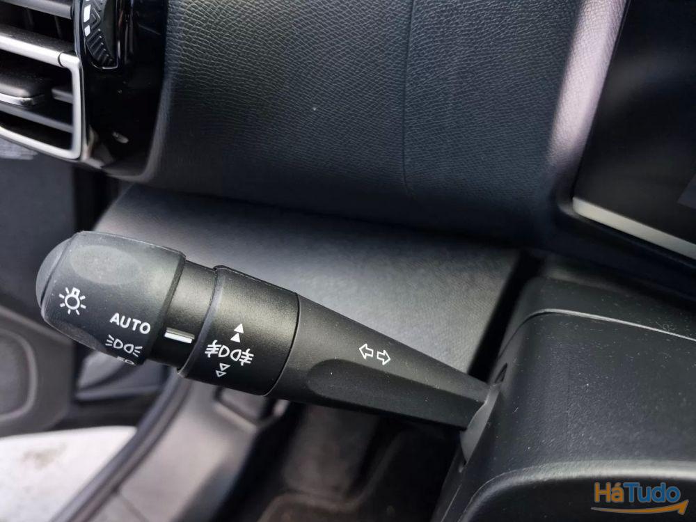 Citroën C4 1.5 BlueHDi Feel Pack EAT8 Citroën C4 1.5 BlueHDi Feel Pack EAT8