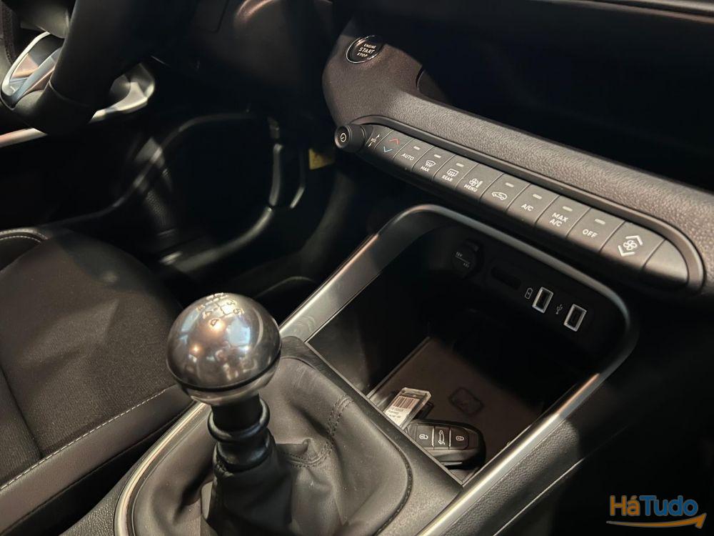 Jeep Avenger 1.2 GSE T3 Altitude Jeep Avenger 1.2 GSE T3 Altitude