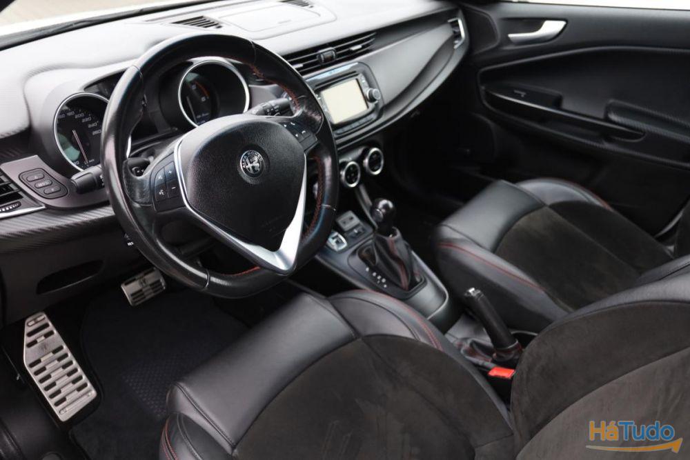 Alfa Romeo Giulietta 1.6 JTDM Super Alfa Romeo Giulietta 1.6 JTDM Super