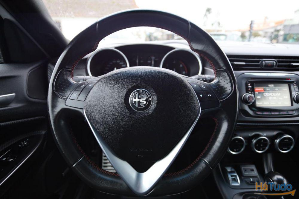 Alfa Romeo Giulietta 1.6 JTDM Super Alfa Romeo Giulietta 1.6 JTDM Super