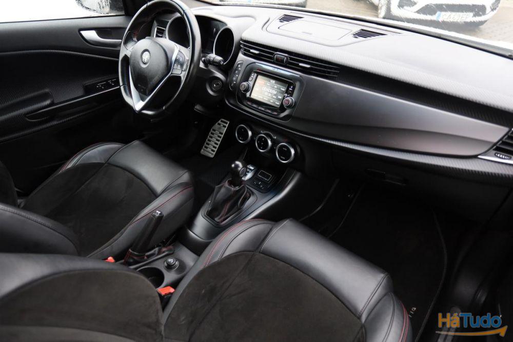 Alfa Romeo Giulietta 1.6 JTDM Super Alfa Romeo Giulietta 1.6 JTDM Super