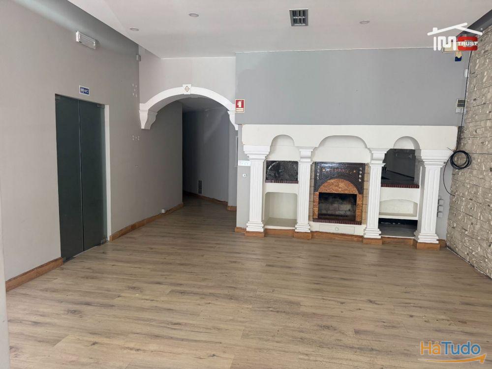 Restaurante com condições de excelência em Ourém Restaurante com condições de excelência em Ourém