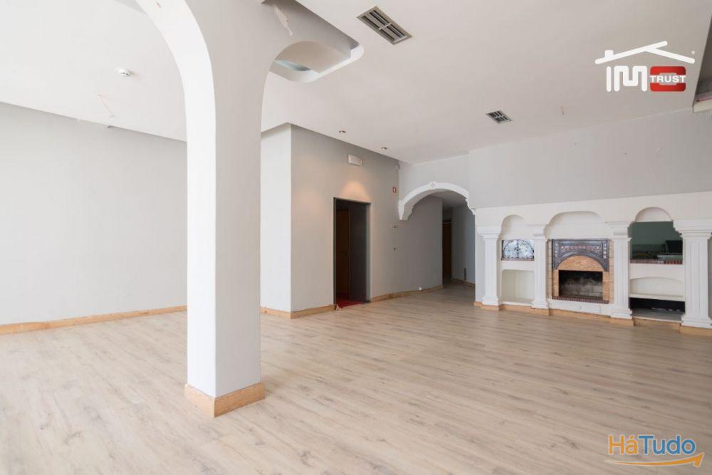 Restaurante com condições de excelência em Ourém Restaurante com condições de excelência em Ourém