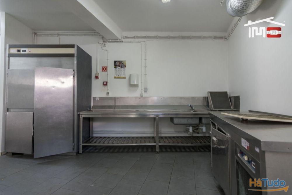 Restaurante com condições de excelência em Ourém Restaurante com condições de excelência em Ourém