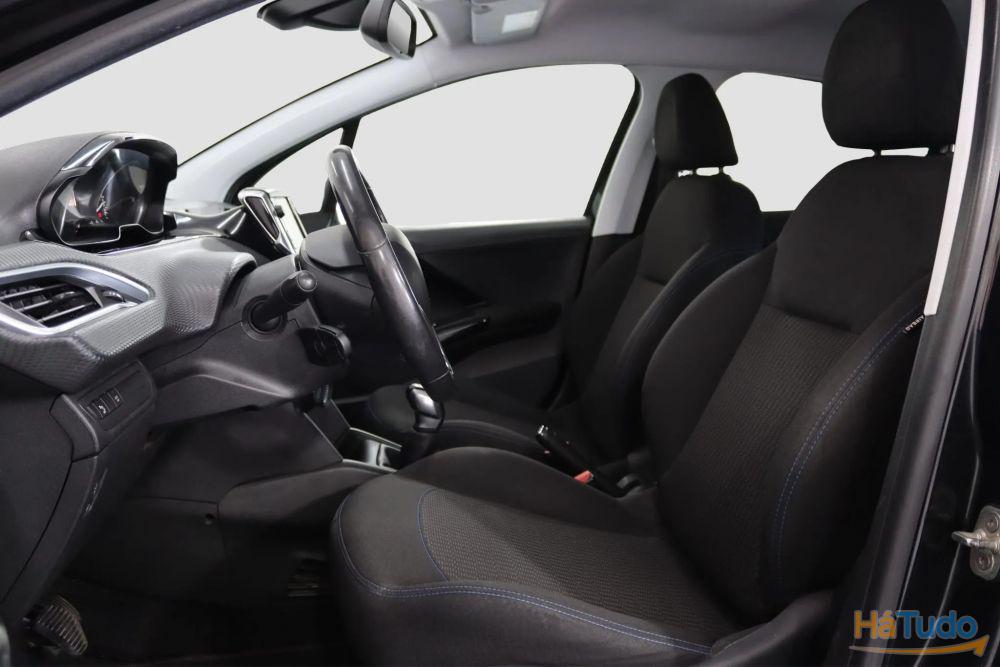 Peugeot 208 1.2 PureTech Signature Peugeot 208 1.2 PureTech Signature