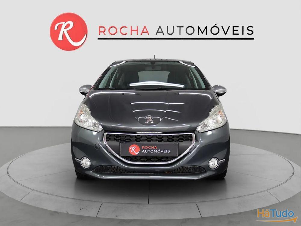 Peugeot 208 1.2 PURETECH STYLE Peugeot 208 1.2 PURETECH STYLE