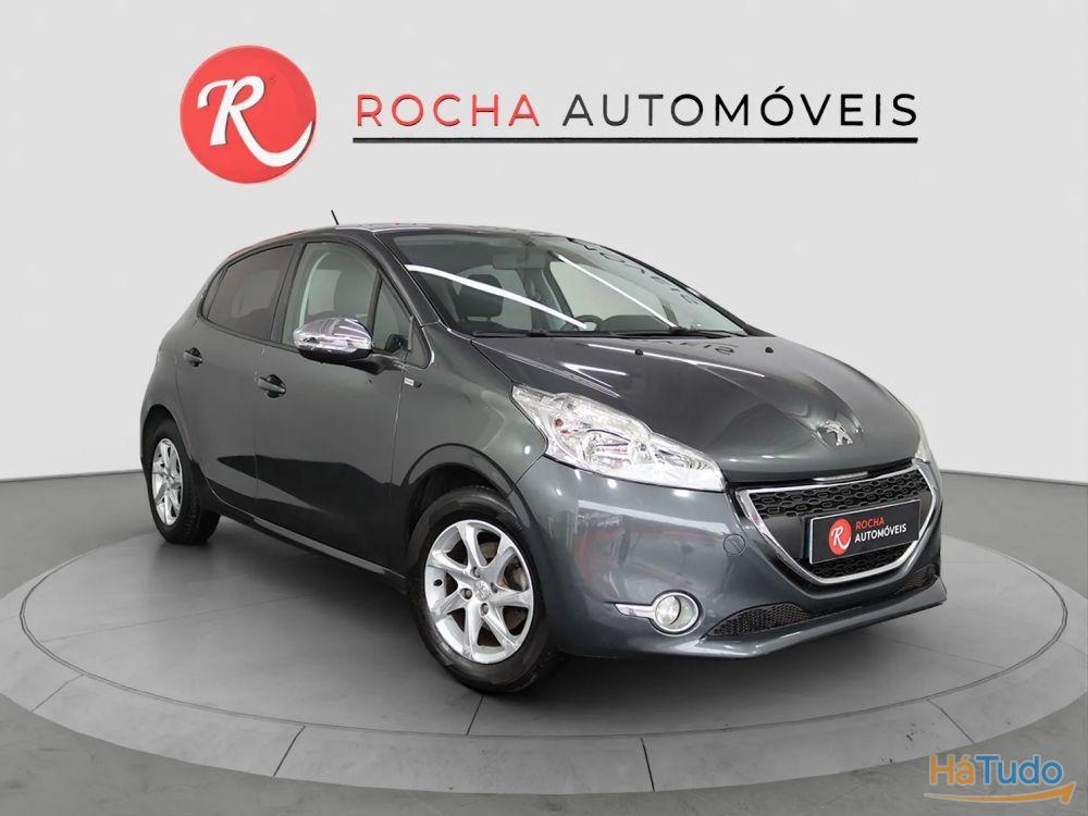 Peugeot 208 1.2 PURETECH STYLE Peugeot 208 1.2 PURETECH STYLE