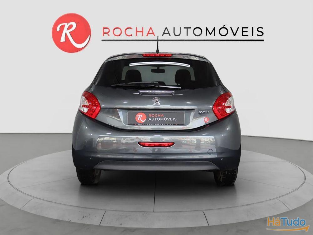 Peugeot 208 1.2 PURETECH STYLE Peugeot 208 1.2 PURETECH STYLE
