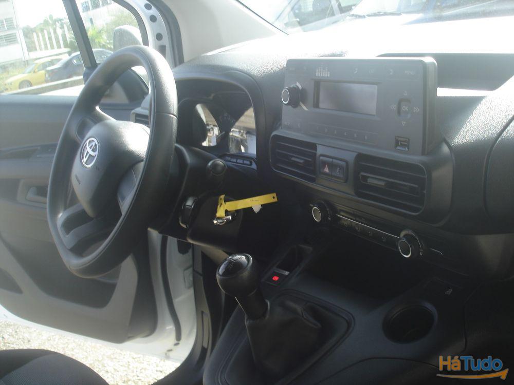 Toyota Proace City 1.5D L1 Exclusive Toyota Proace City 1.5D L1 Exclusive
