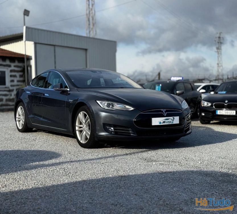 Tesla Model S 85 Perfomance Tesla Model S 85 Perfomance