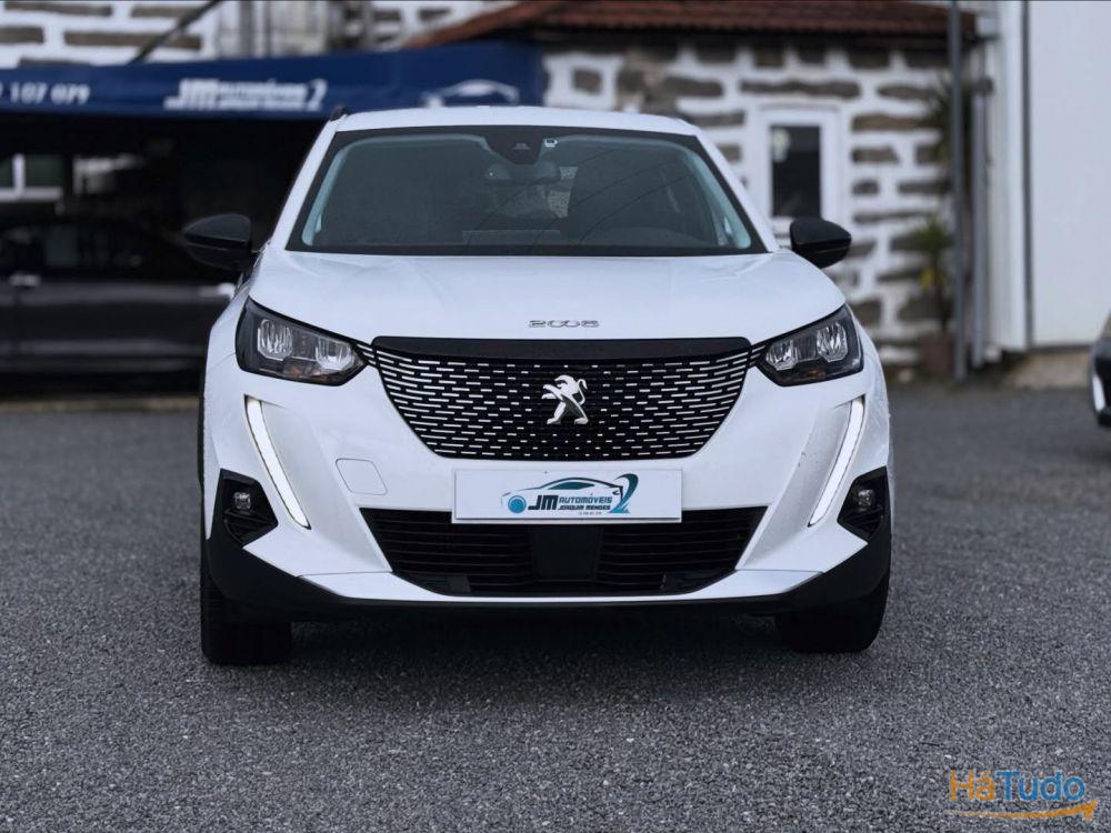 Peugeot 2008 1.5 BlueHDi Allure Pack EAT8 Peugeot 2008 1.5 BlueHDi Allure Pack EAT8