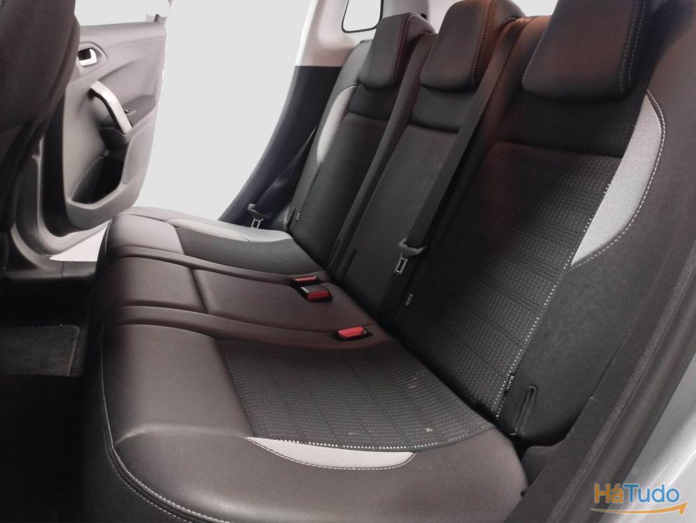 Peugeot 2008 1.2 PureTech Allure Peugeot 2008 1.2 PureTech Allure