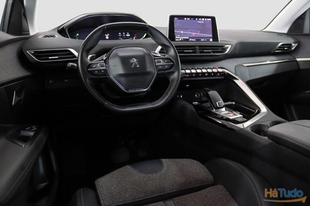 Peugeot 3008 1.2 PureTech Allure EAT8 Peugeot 3008 1.2 PureTech Allure EAT8