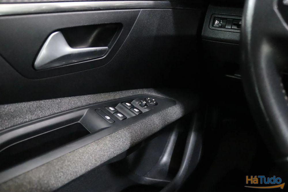 Peugeot 3008 -1.2 Puretech 130ch S&S EAT8 Active Business Peugeot 3008 -1.2 Puretech 130ch S&S EAT8 Active Business