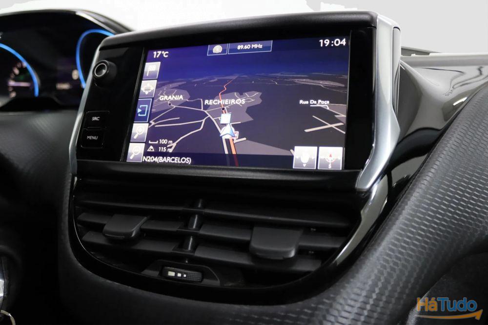 Peugeot 2008 -1.2 PureTech Crossway Peugeot 2008 -1.2 PureTech Crossway