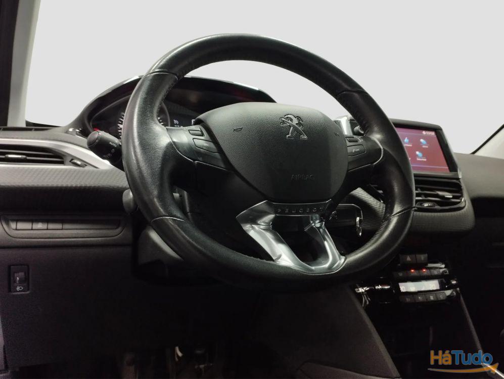 Peugeot 2008 1.2 VTi Active Peugeot 2008 1.2 VTi Active
