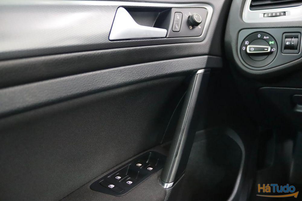 Volkswagen Golf VII TDI Lounge BlueMotion Tech Volkswagen Golf VII TDI Lounge BlueMotion Tech