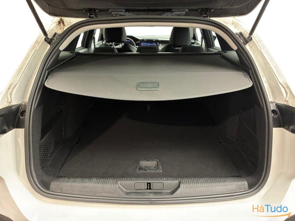 Peugeot 308 SW -1.2 PURETEC S&S EAT8 ALLURE Peugeot 308 SW -1.2 PURETEC S&S EAT8 ALLURE