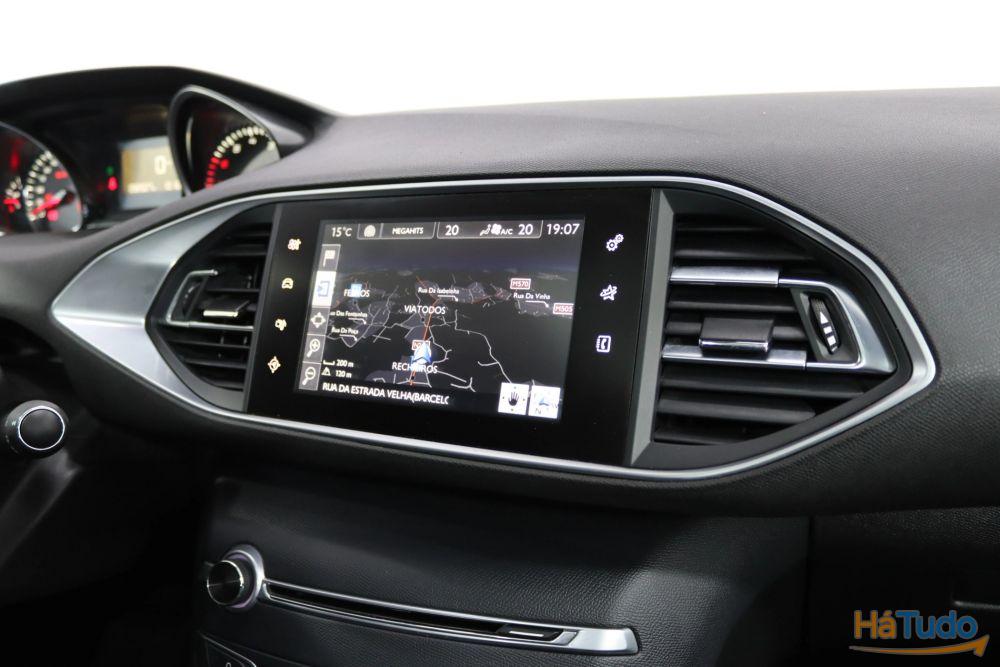 Peugeot 308 1.2 e-THP Allure Peugeot 308 1.2 e-THP Allure