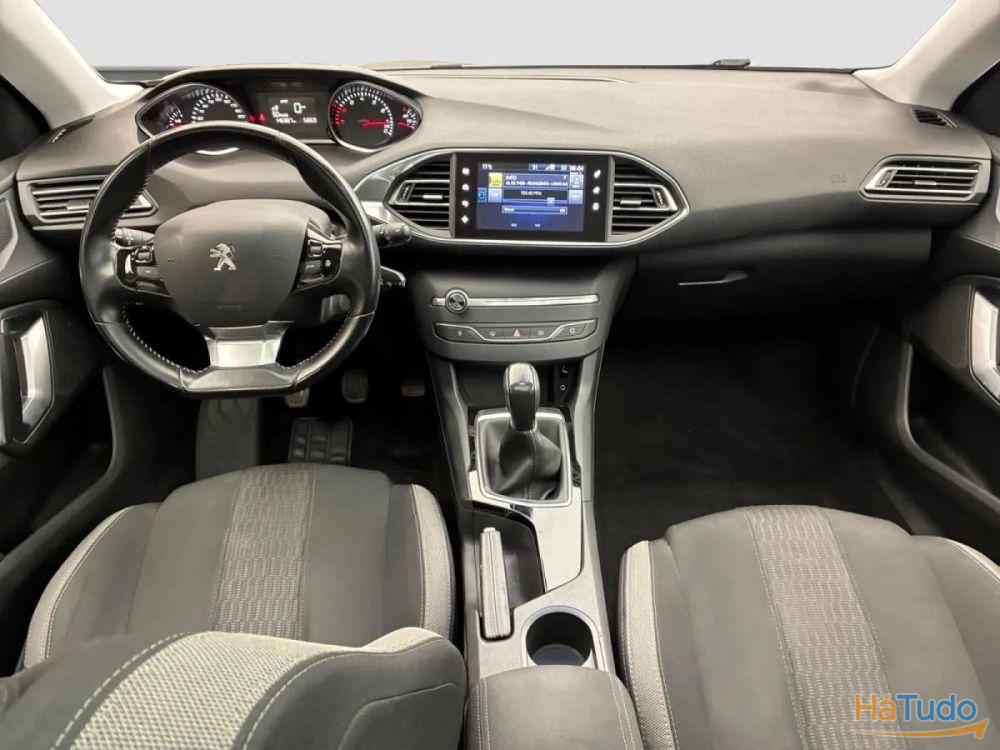Peugeot 308 SW -1.2 PureTech S&S BVM5 Série Speciale Style Peugeot 308 SW -1.2 PureTech S&S BVM5 Série Speciale Style