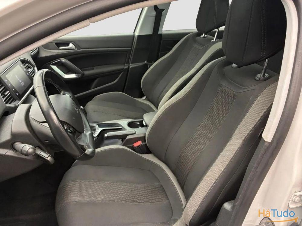 Peugeot 308 SW -1.2 PureTech S&S BVM5 Série Speciale Style Peugeot 308 SW -1.2 PureTech S&S BVM5 Série Speciale Style