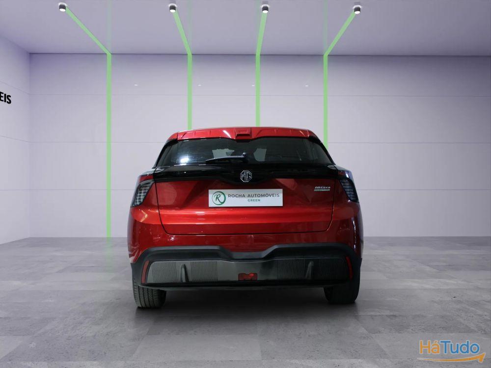 MG MG4 Luxury 64 kWh MG MG4 Luxury 64 kWh