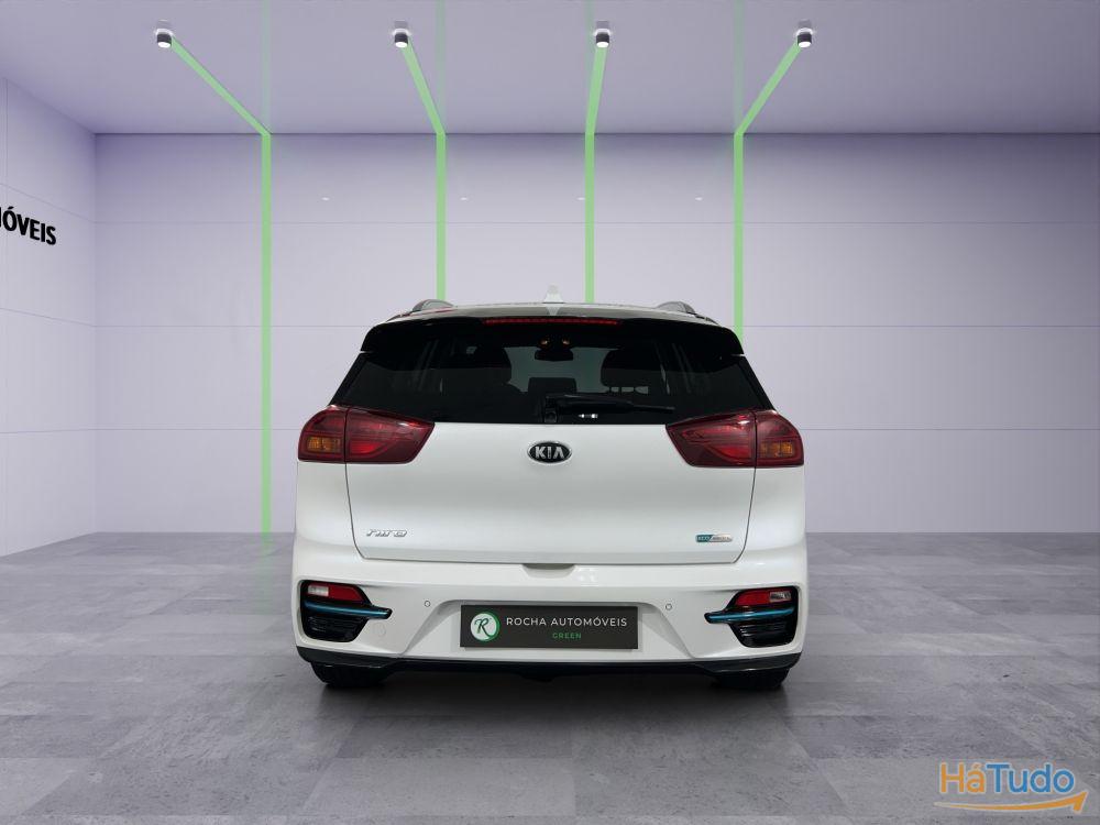 Kia e-Niro 64kWh Kia e-Niro 64kWh