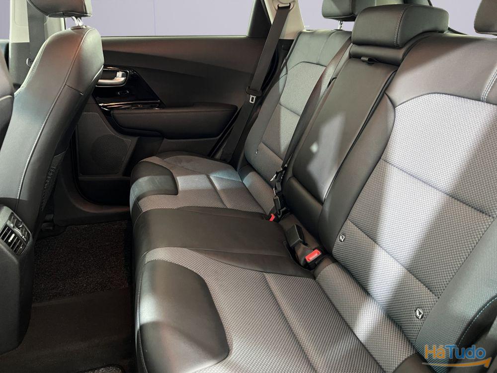 Kia e-Niro 64kWh Kia e-Niro 64kWh