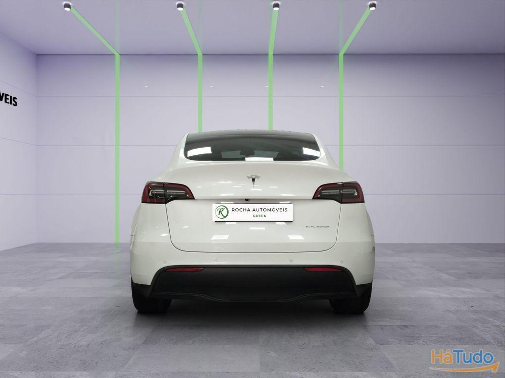 Tesla Model Y Standard Tesla Model Y Standard