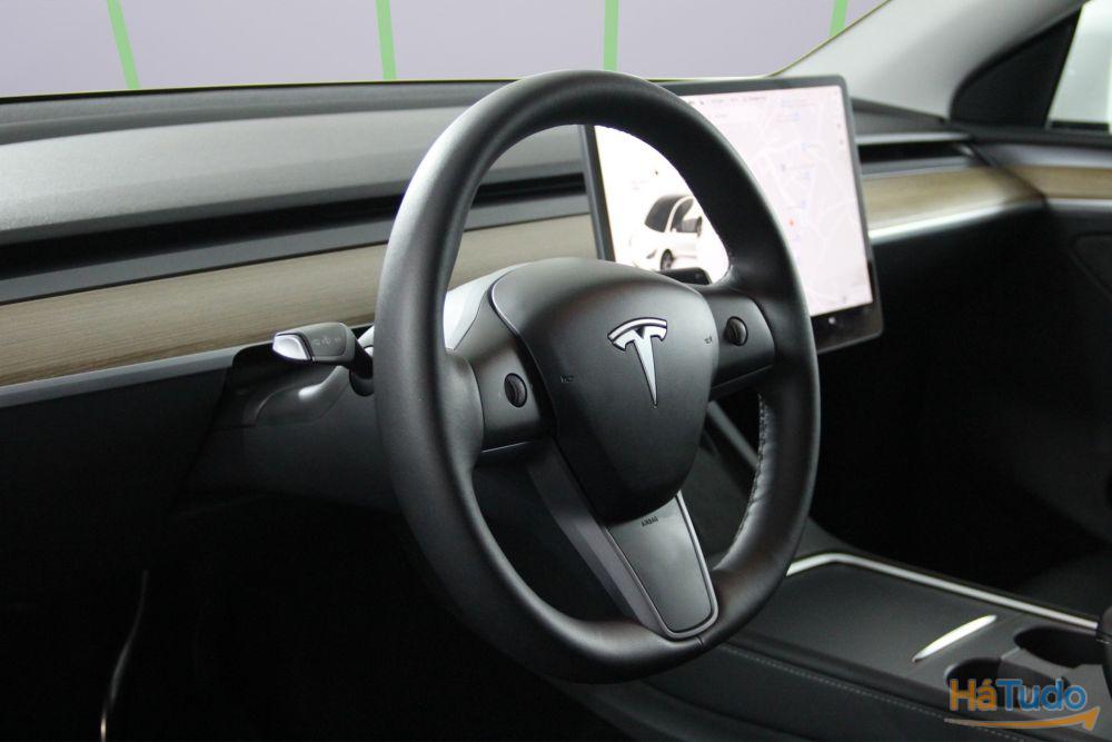 Tesla Model Y Standard Tesla Model Y Standard