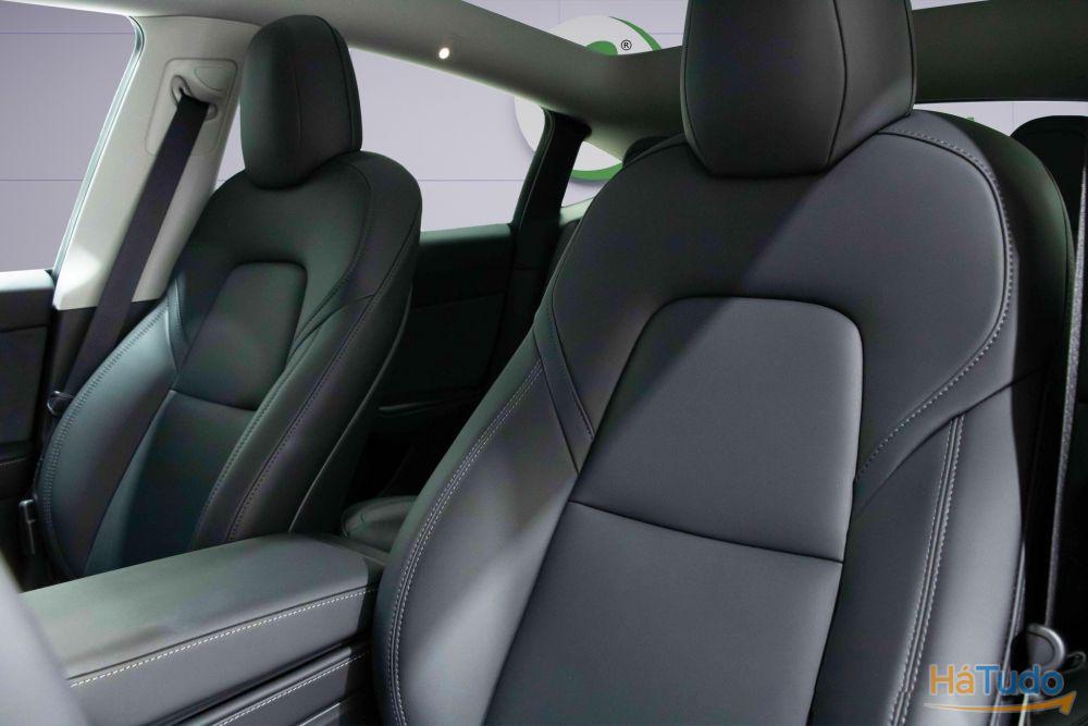 Tesla Model Y RWD Tesla Model Y RWD
