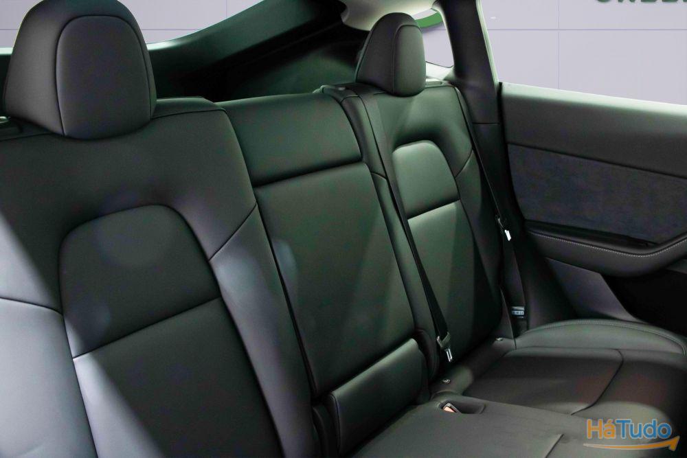 Tesla Model Y RWD Tesla Model Y RWD